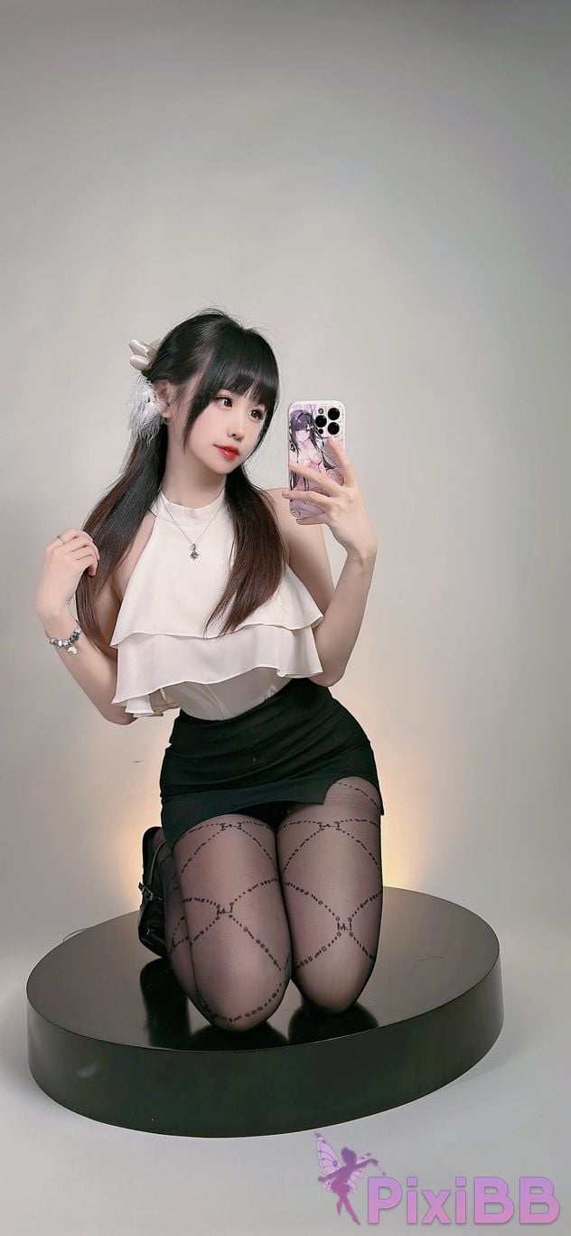 Coser mikoww 202302 PixiBB.COM 185