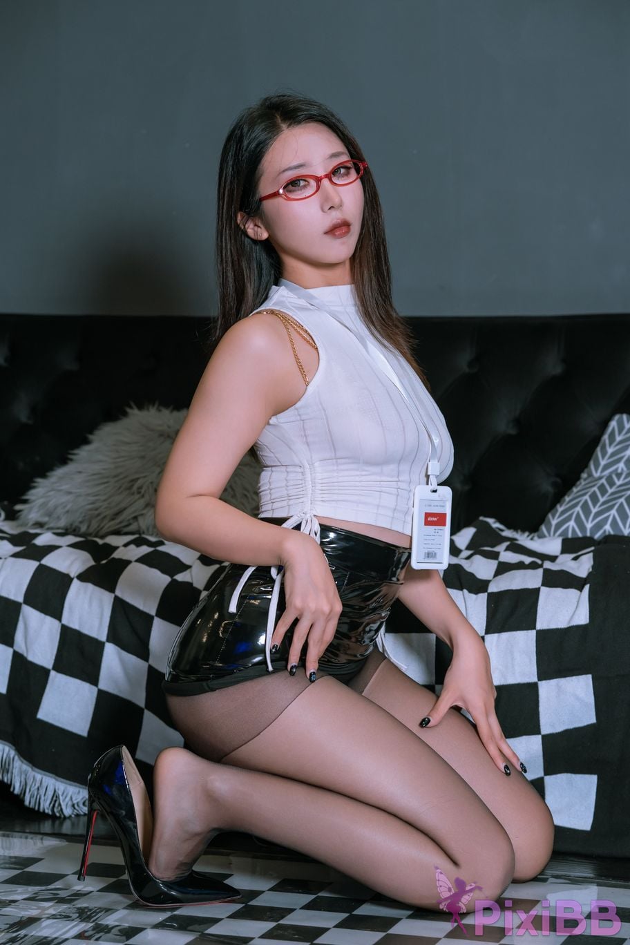 Coser Yunx1x1 OL PixiBB.COM 060