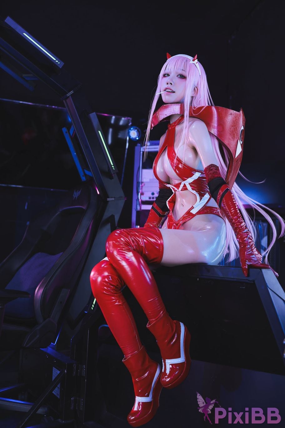 Coser Aqua Zero Two PixiBB.COM 017