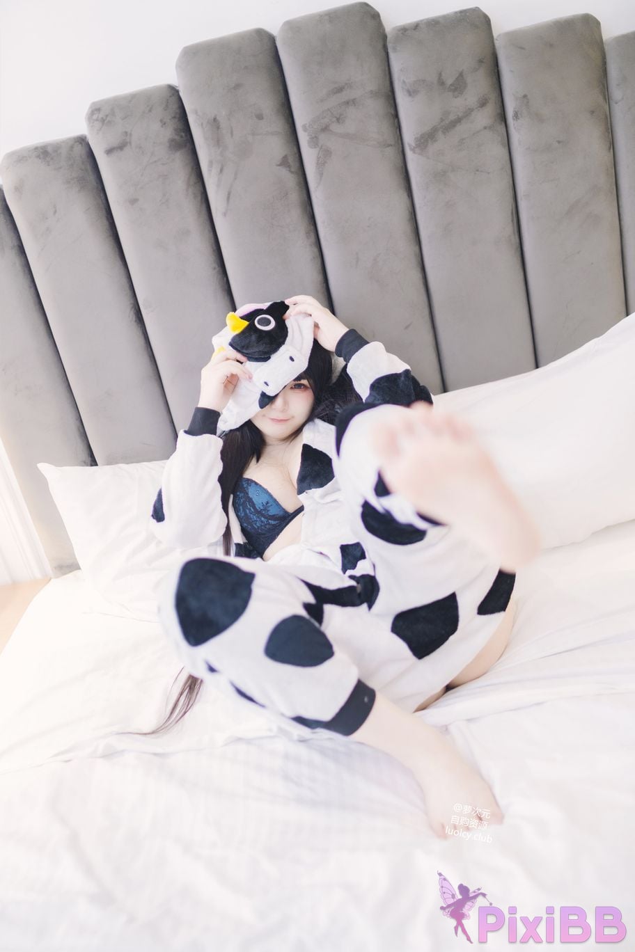 Cosplayer Mumu Momo dairy cow Milky PixiBB.COM 004