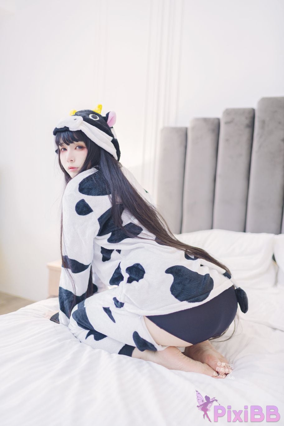 Cosplayer Mumu Momo dairy cow Milky PixiBB.COM 007
