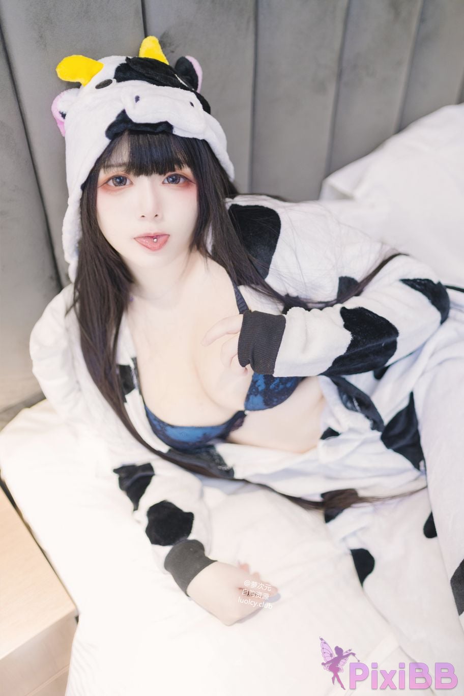 Cosplayer Mumu Momo dairy cow Milky PixiBB.COM 009
