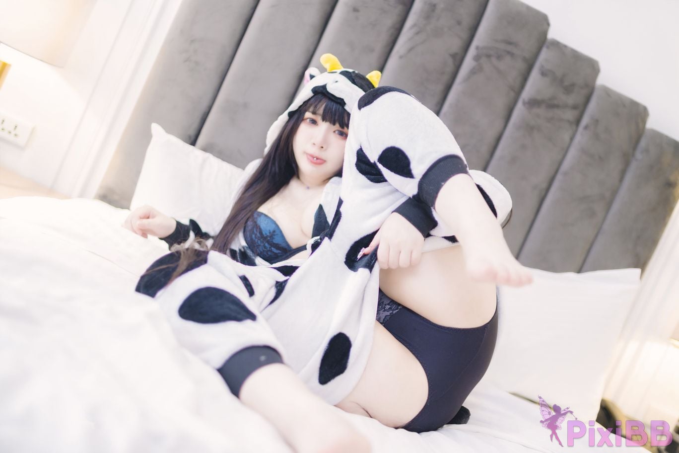 Cosplayer Mumu Momo dairy cow Milky PixiBB.COM 048