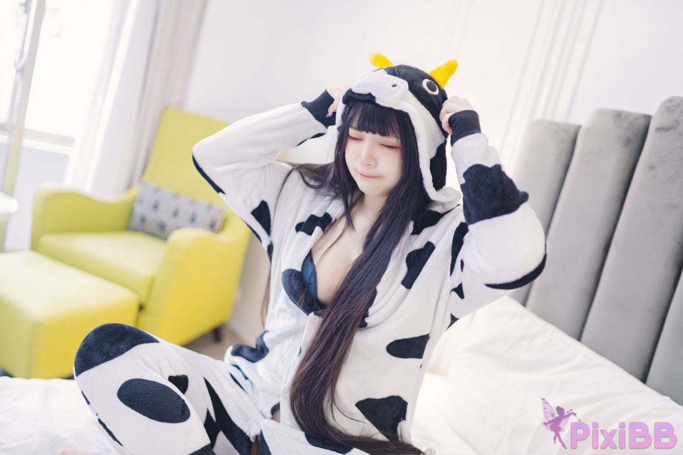 Cosplayer Mumu Momo dairy cow Milky PixiBB.COM 051
