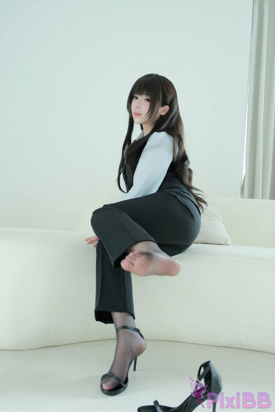 Cosplayer walnut cat Kurumineko The secret of silk pants PixiBB.COM 024