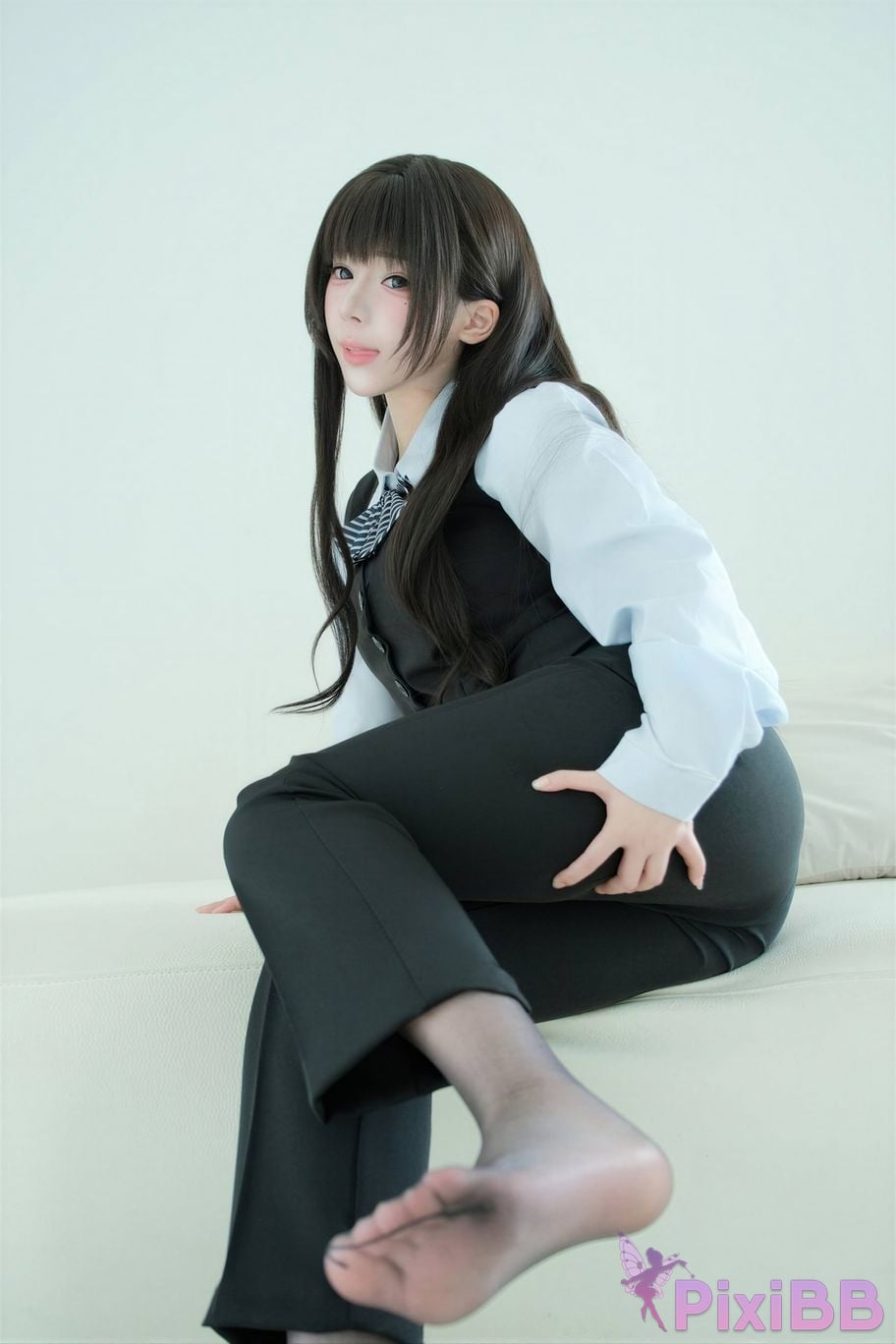 Cosplayer walnut cat Kurumineko The secret of silk pants PixiBB.COM 049