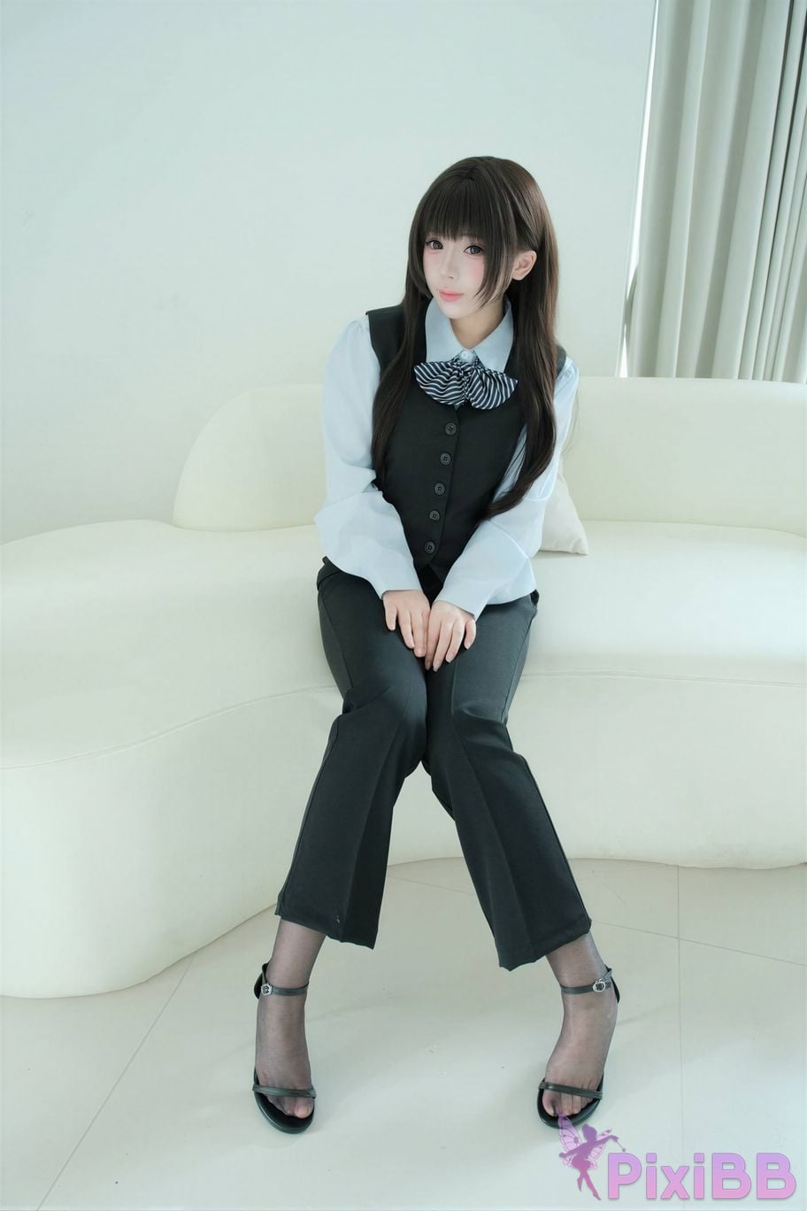 Cosplayer walnut cat Kurumineko The secret of silk pants PixiBB.COM 052
