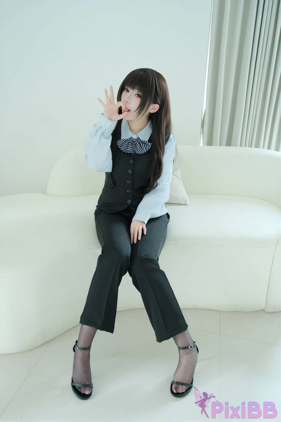 Cosplayer walnut cat Kurumineko The secret of silk pants PixiBB.COM 053