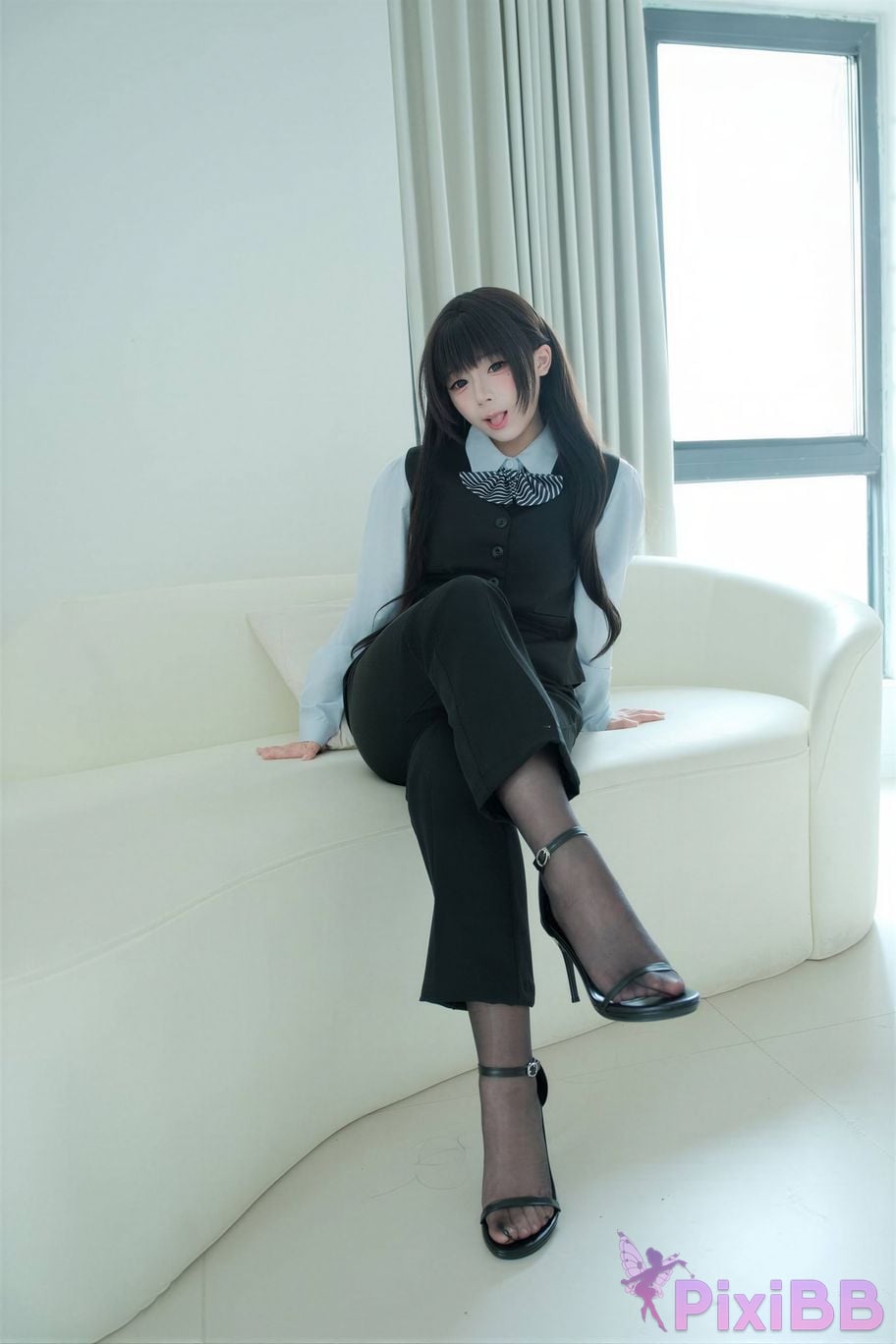 Cosplayer walnut cat Kurumineko The secret of silk pants PixiBB.COM 065