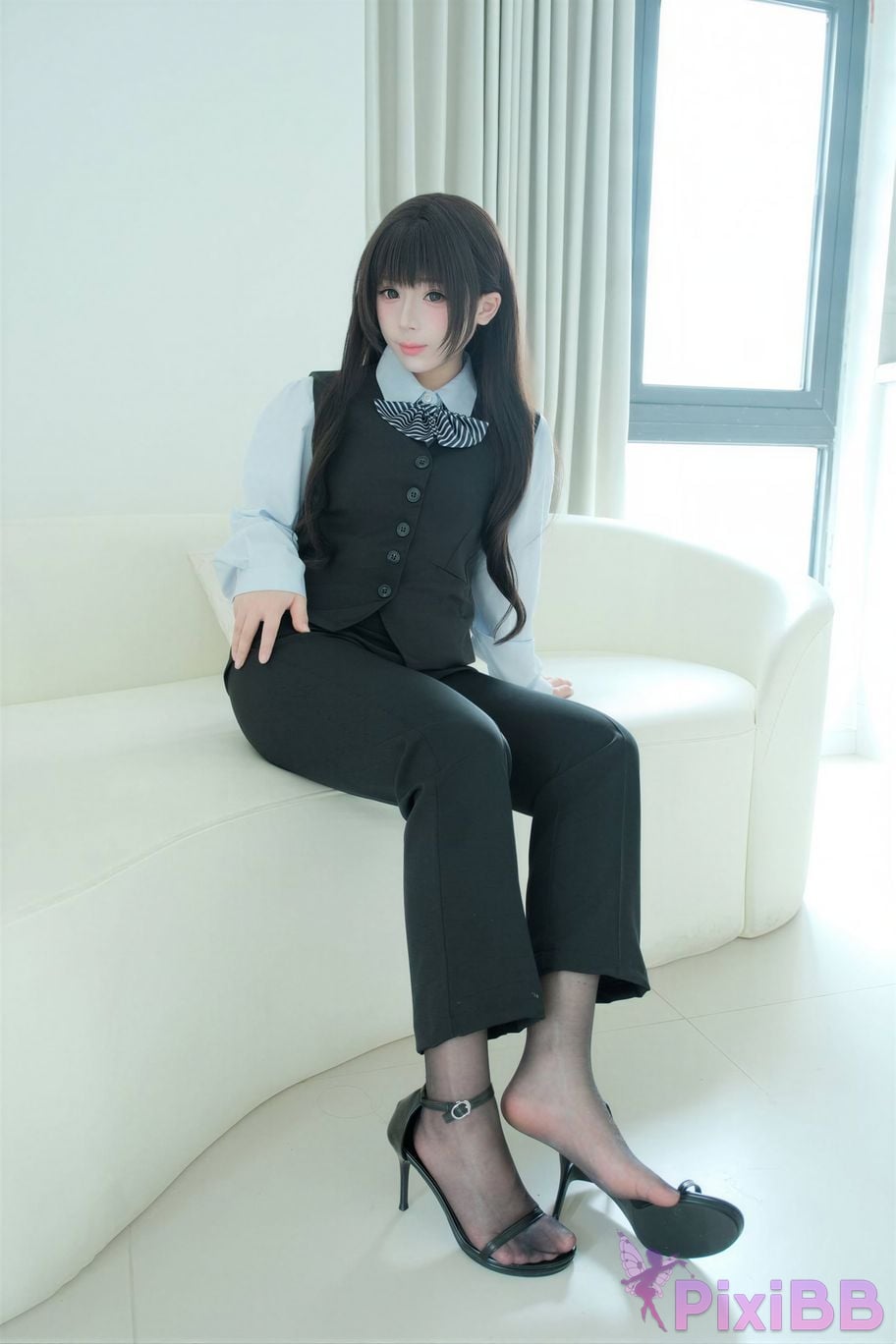 Cosplayer walnut cat Kurumineko The secret of silk pants PixiBB.COM 120