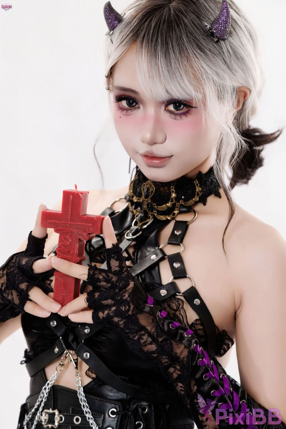 Cosplayer Qiqi be good Witchs Feast PixiBB.COM 049