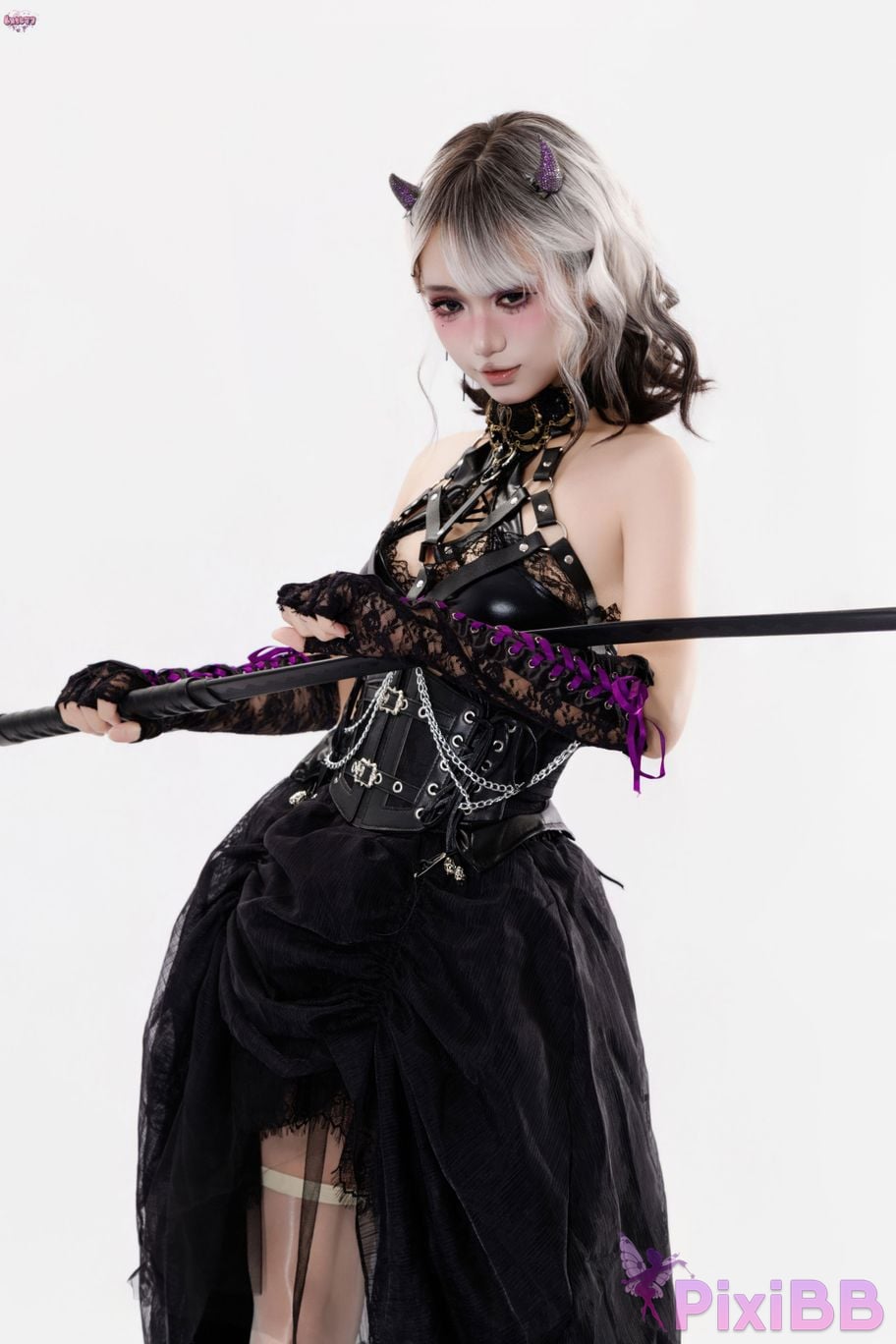 Cosplayer Qiqi be good Witchs Feast PixiBB.COM 054