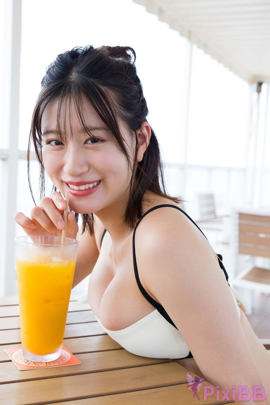 Japanese Idol Rei Jonishi Uenishi Past and future Yanmaga digital photo book PixiBB.COM 066
