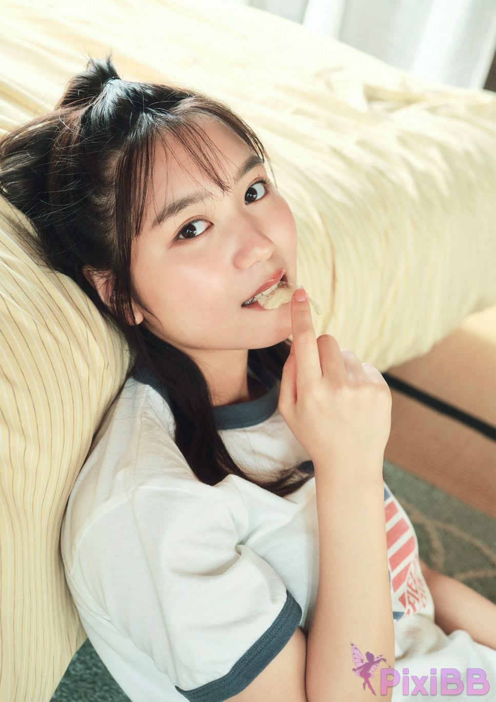 Japanese Idol Kawamichi Sara BRODY digital photo book dream water PixiBB.COM 049