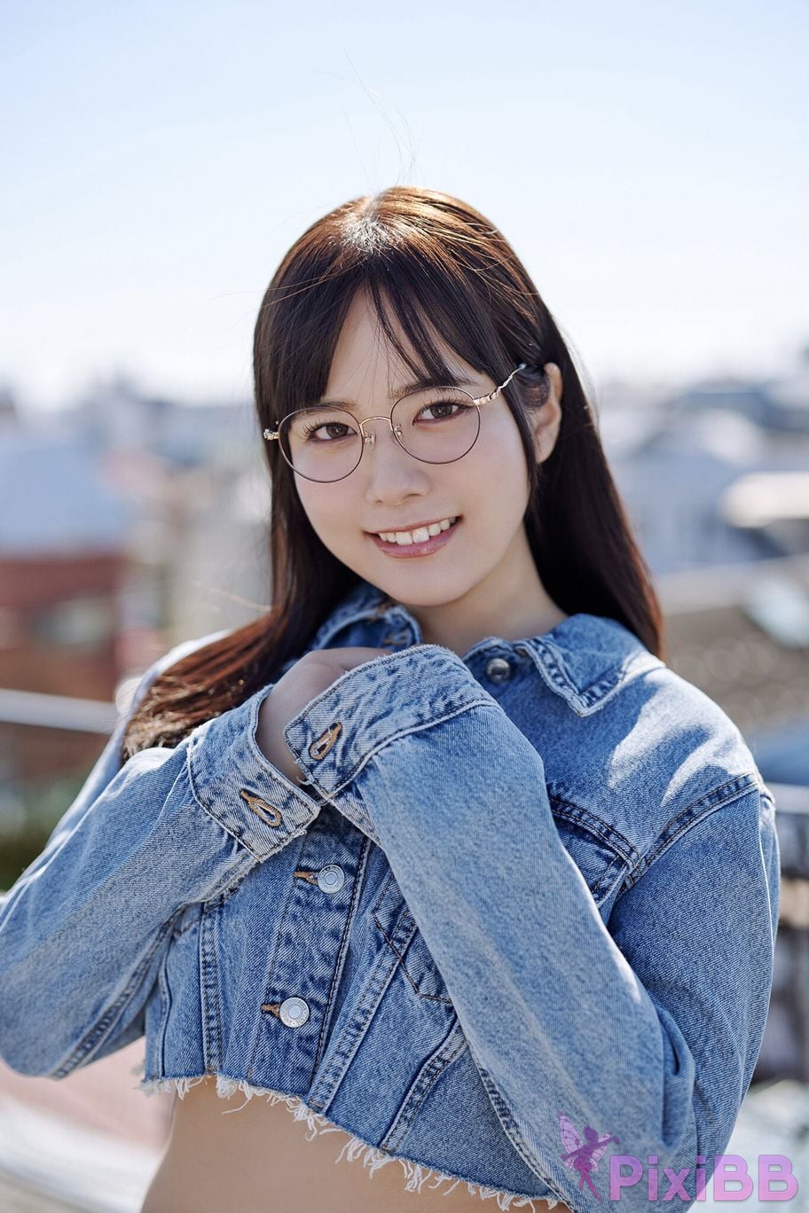 Japanese Idol Shinonome Umi FRIDAY digital photo book Magic PixiBB.COM 016