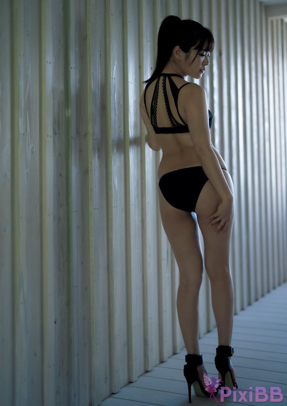 Japanese Idol Shinonome Umi 3rd photo collection Near the sea PixiBB.COM 019