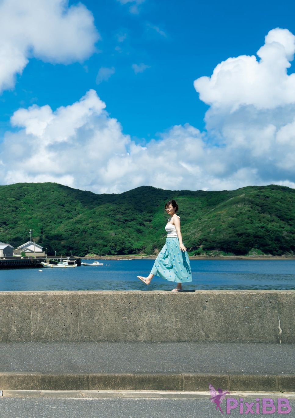 Japanese Idol Shinonome Umi 3rd photo collection Near the sea PixiBB.COM 037