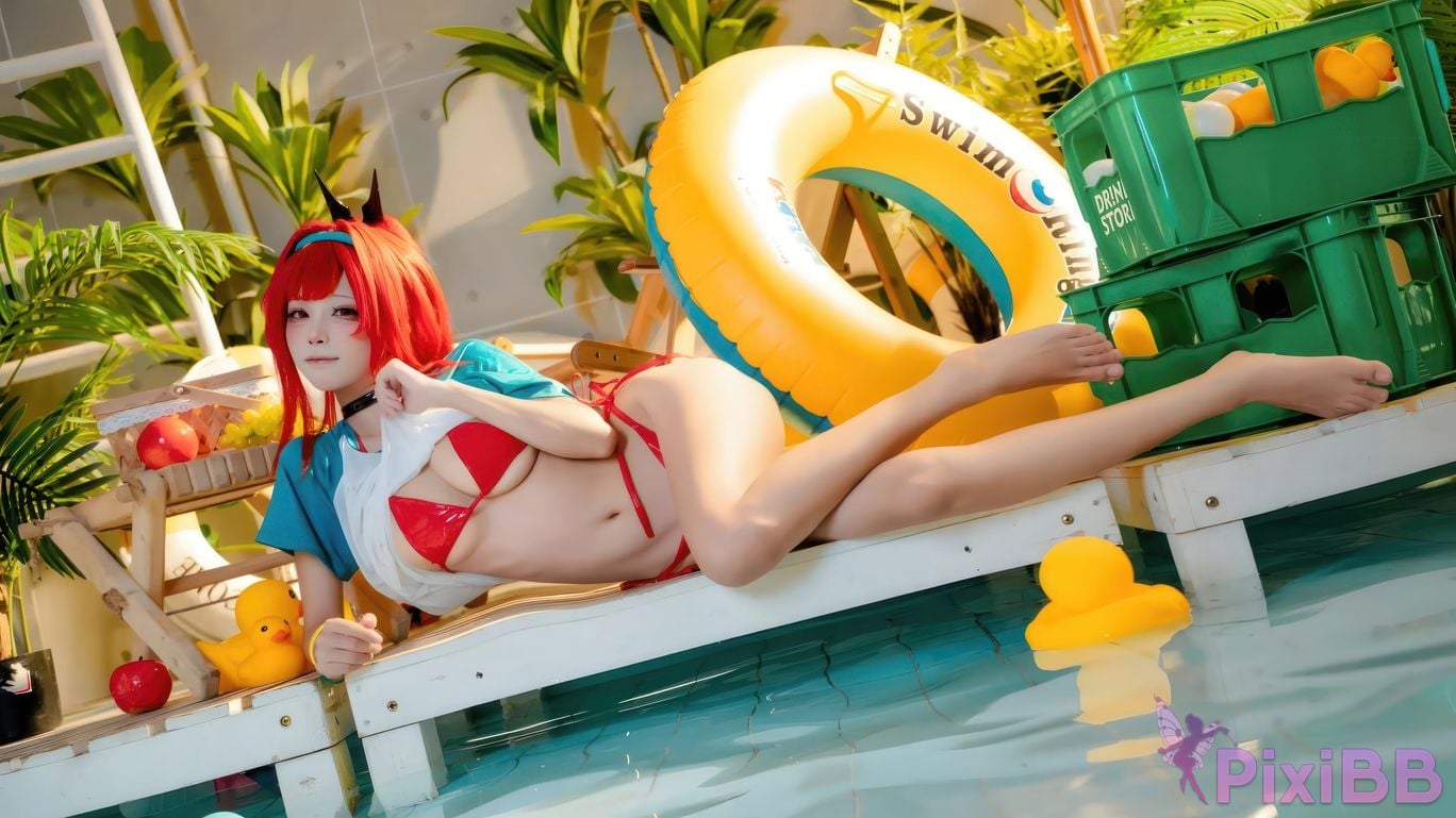 Cosplayer san wu ren xing Nikke rabbi swimsuit red style PixiBB.COM 007