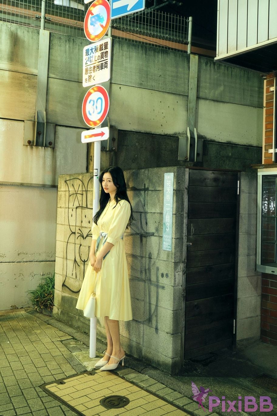Japanese Idol Moka Hashimoto Moeka Please press SPA digital photo book PixiBB.COM 003