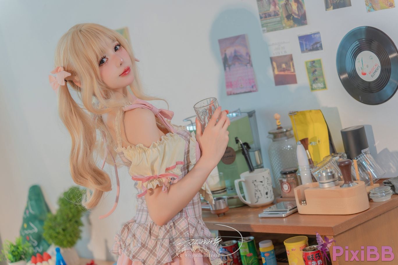 Coser nian nian tuan zi tu PixiBB.COM 011