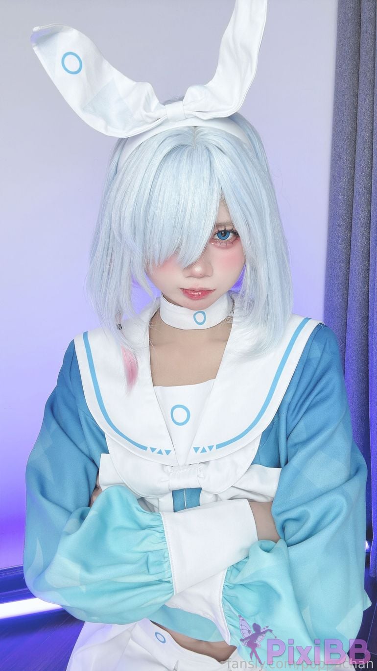 Cosplayer PoppaChan Arona Blue Archive PixiBB.COM 001