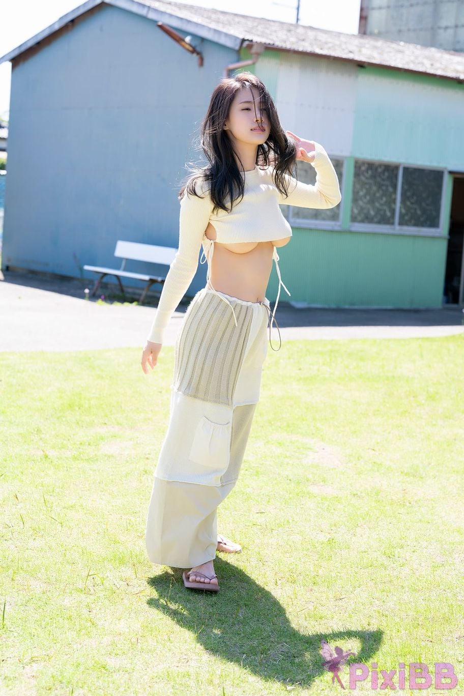 Japanese Idol Sumida Ayano Sumita FLASH digital photo book Thats a shining body PixiBB.COM 031