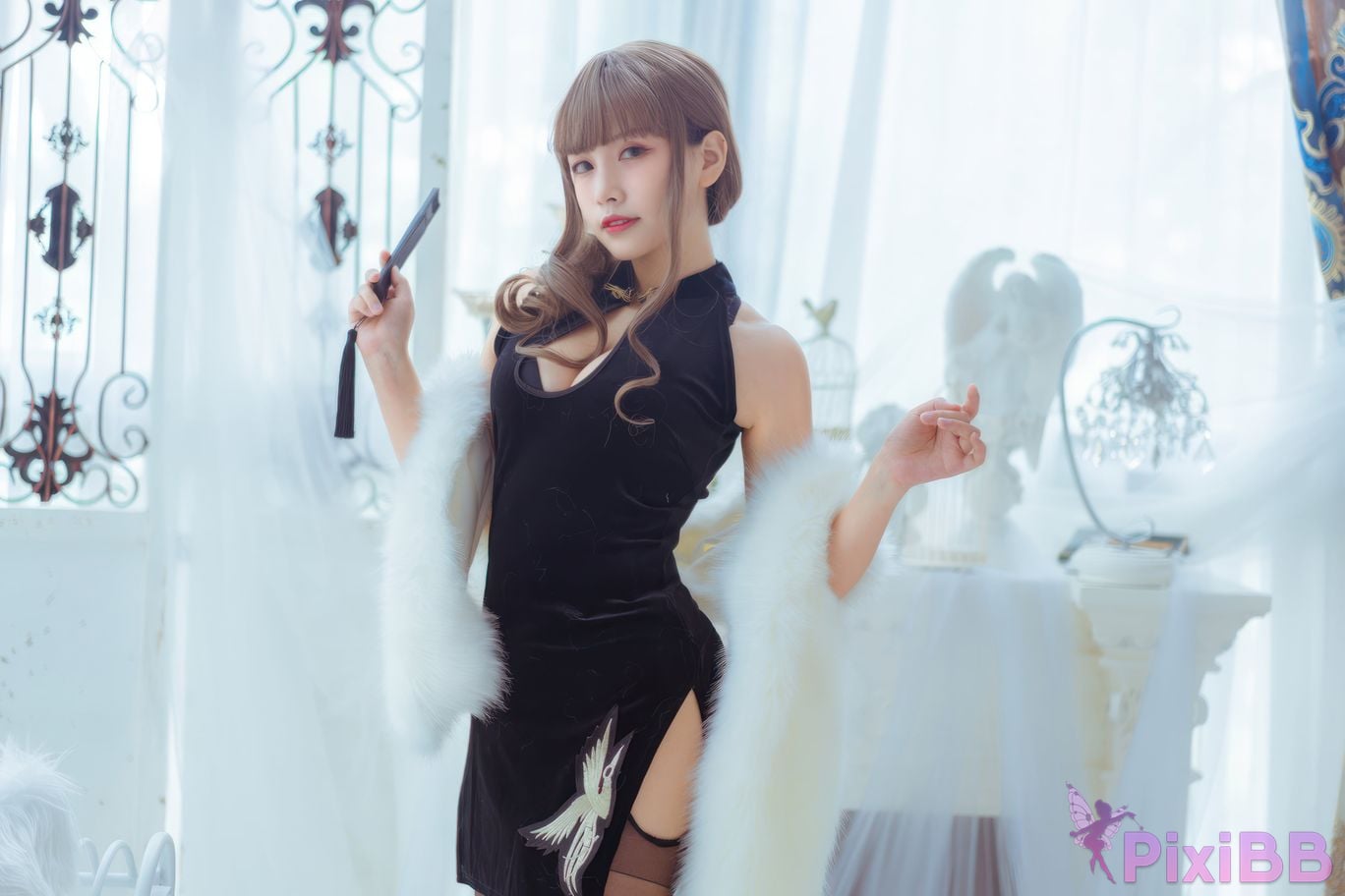 Cosplayer Neko Weiwei Improved black cheongsam PixiBB.COM 023