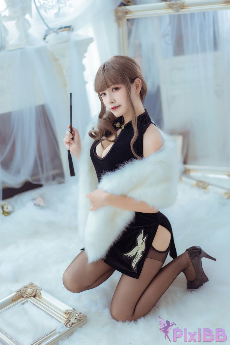 Cosplayer Neko Weiwei Improved black cheongsam PixiBB.COM 033