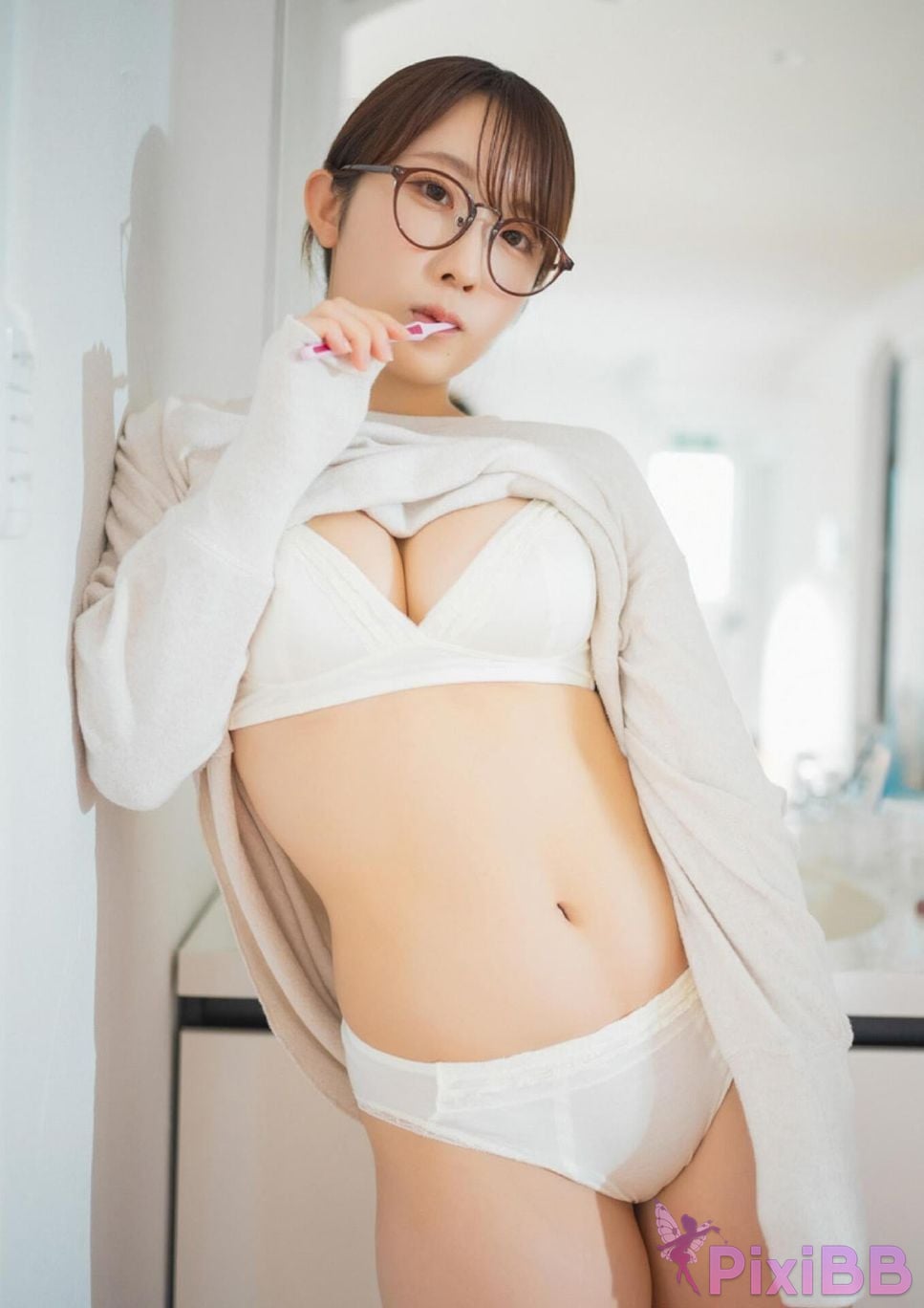 Japanese Idol Taiga Momo Koibito Kankei photo collection wunder publishing house PixiBB.COM 085