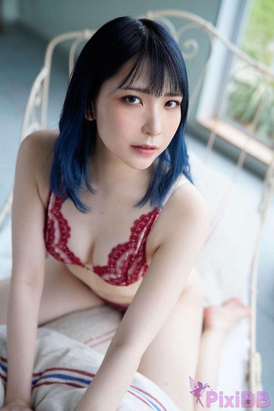 Japanese Idol Not too sweet The other side of Amatsu sama Young Champion Digigra PixiBB.COM 031