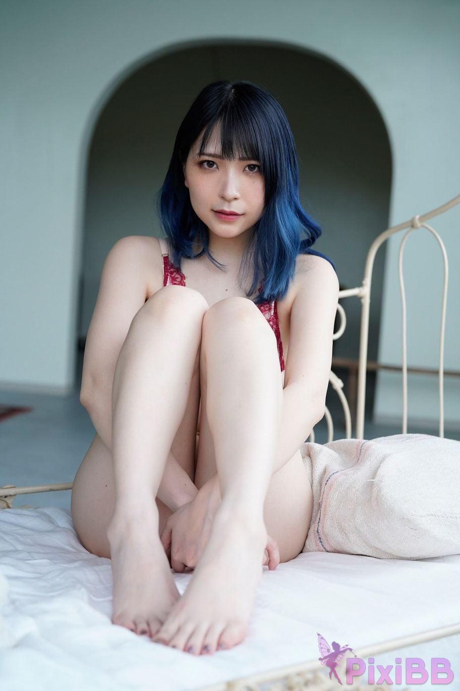 Japanese Idol Not too sweet The other side of Amatsu sama Young Champion Digigra PixiBB.COM 035