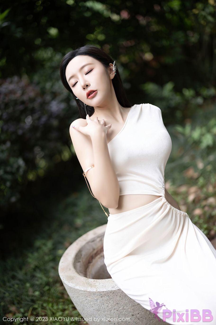 XiaoYu Vol.1082 Yanni Wang Xin Yao PixiBB.COM 024