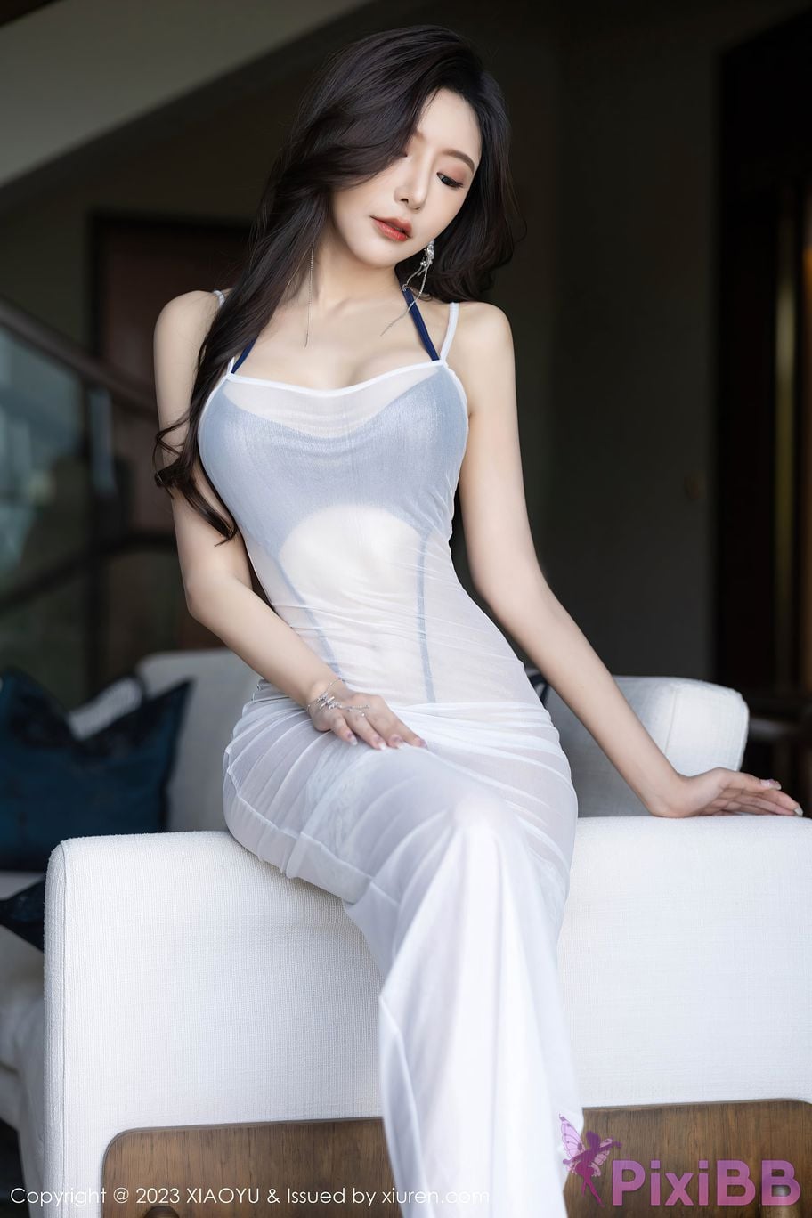 XiaoYu Vol.1052 Yanni Wang Xin Yao PixiBB.COM 016