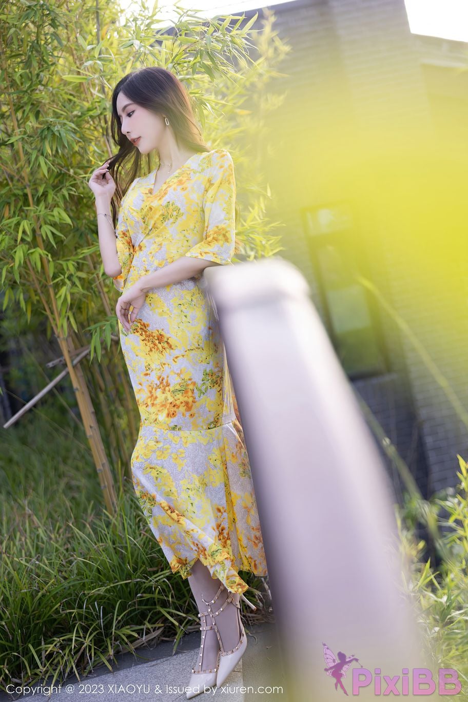 XiaoYu Vol.1043 Yanni Wang Xin Yao PixiBB.COM 012