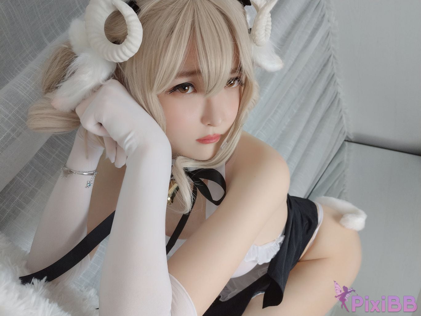 Coser yixiaoyangze PixiBB.COM 021
