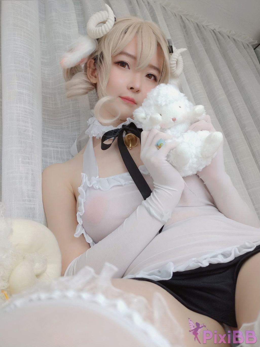 Coser yixiaoyangze PixiBB.COM 059