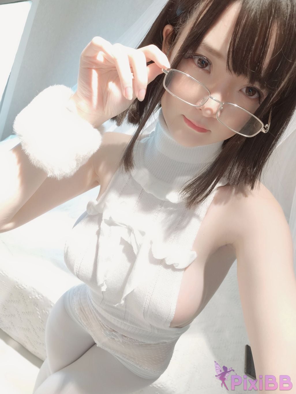 Coser yixiaoyangze PixiBB.COM 001