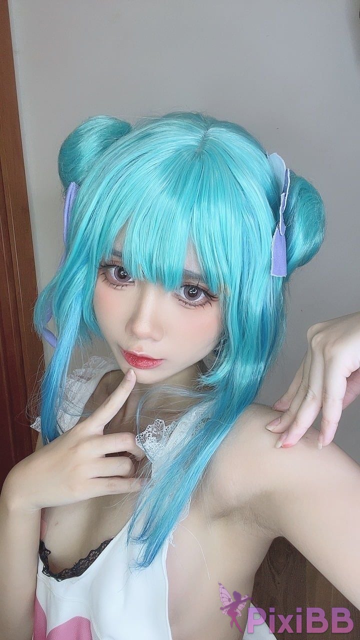 Coser PoppaChan Uruha Rushia Hololiv PixiBB.COM 051