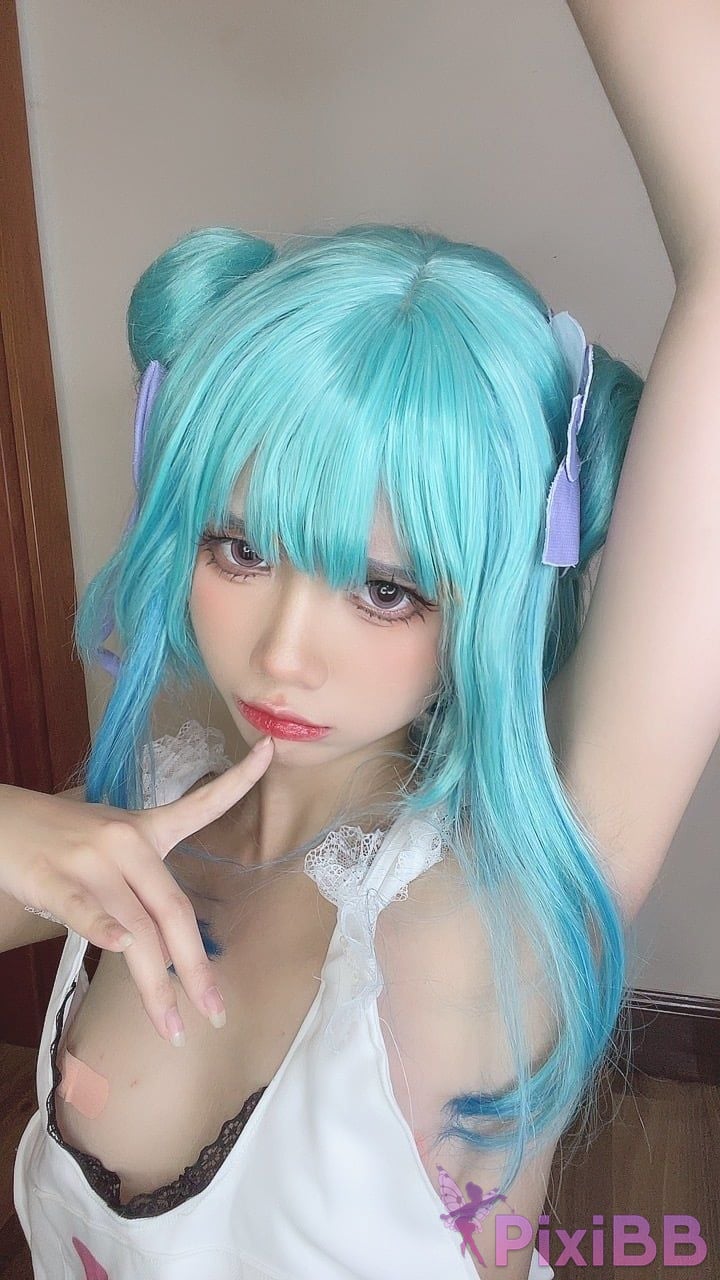 Coser PoppaChan Uruha Rushia Hololiv PixiBB.COM 059