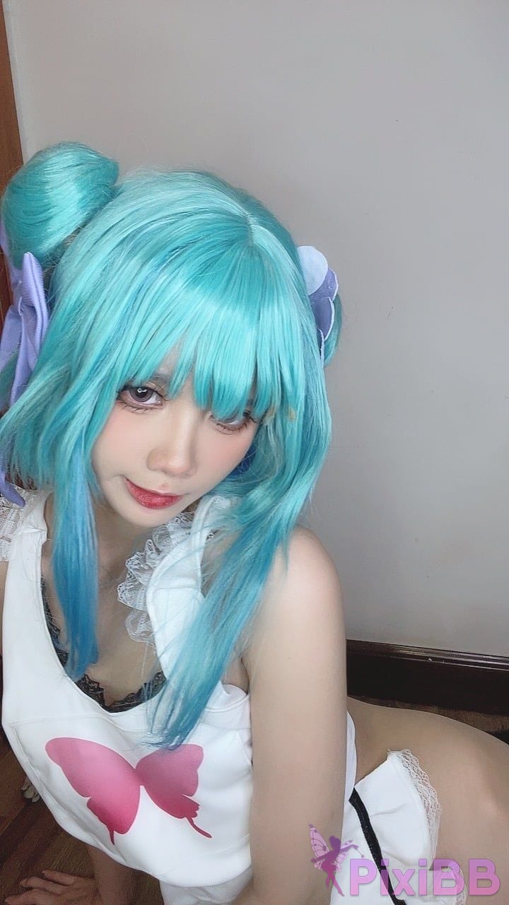 Coser PoppaChan Uruha Rushia Hololiv PixiBB.COM 085