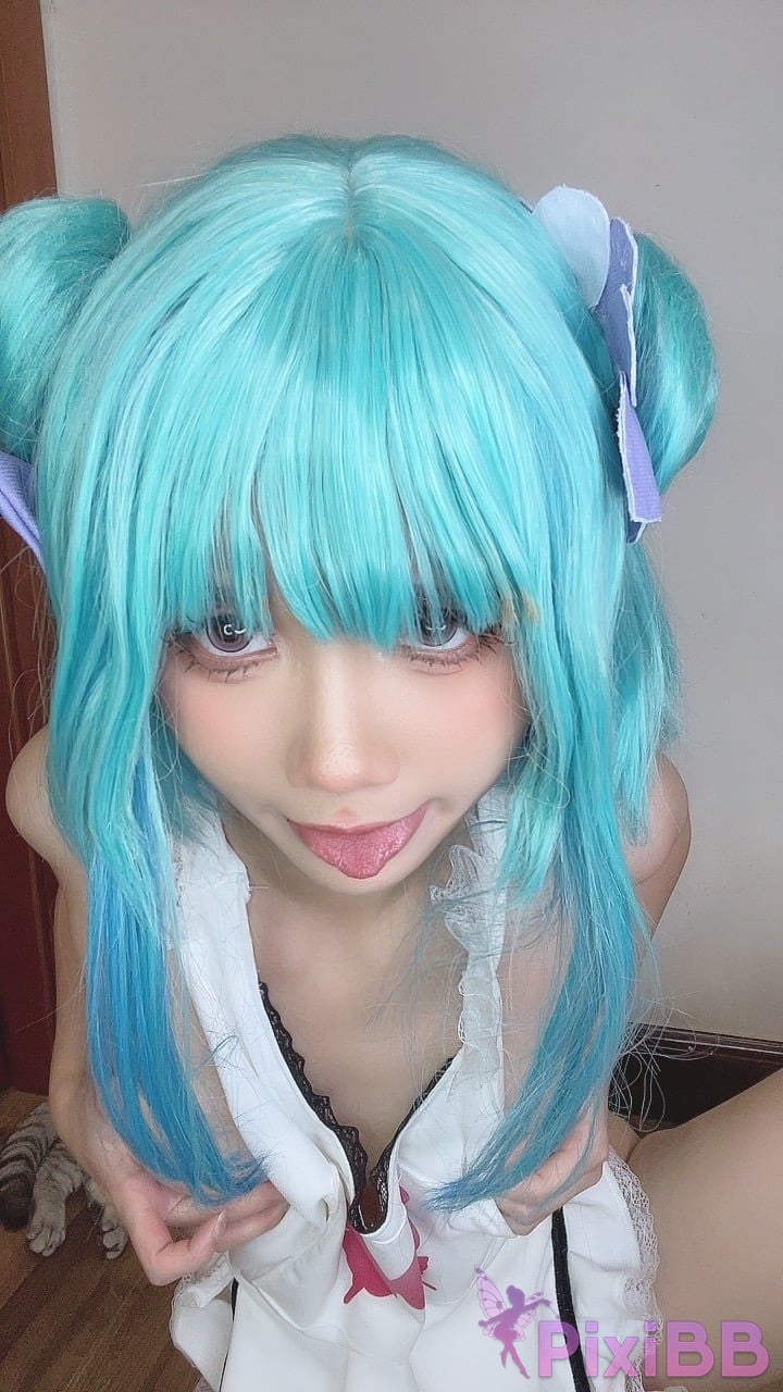 Coser PoppaChan Uruha Rushia Hololiv PixiBB.COM 094