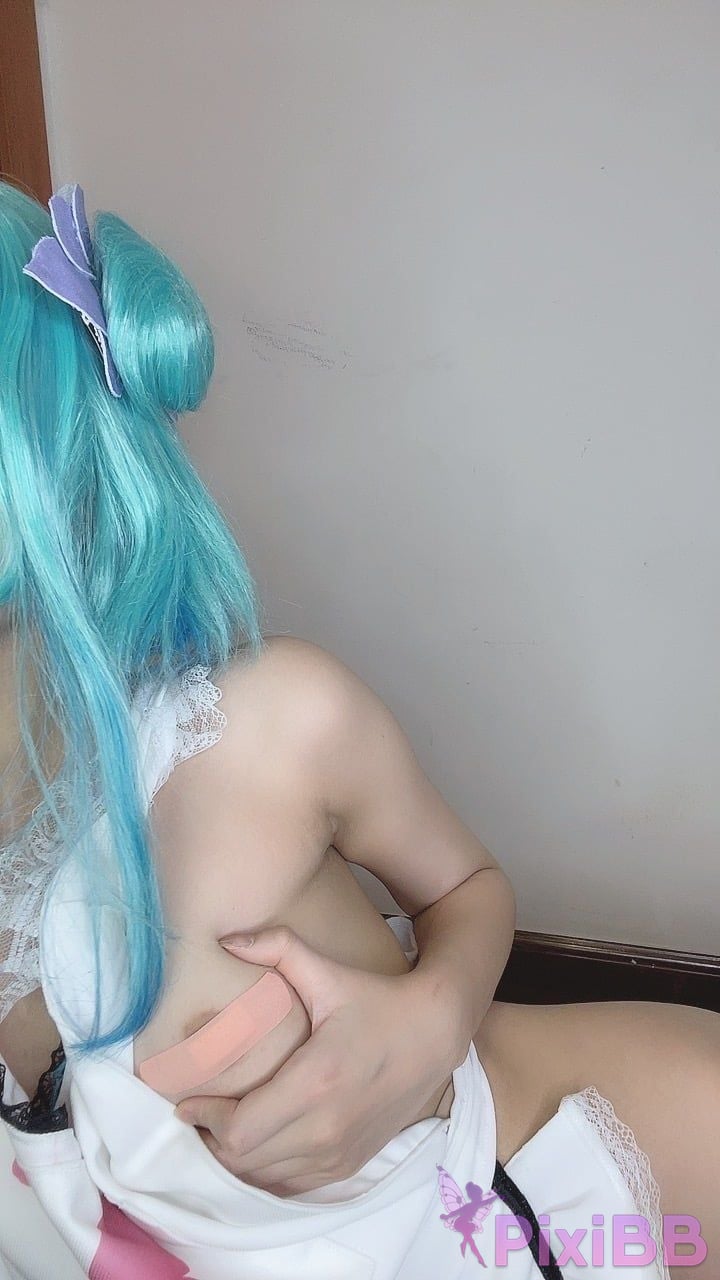 Coser PoppaChan Uruha Rushia Hololiv PixiBB.COM 096
