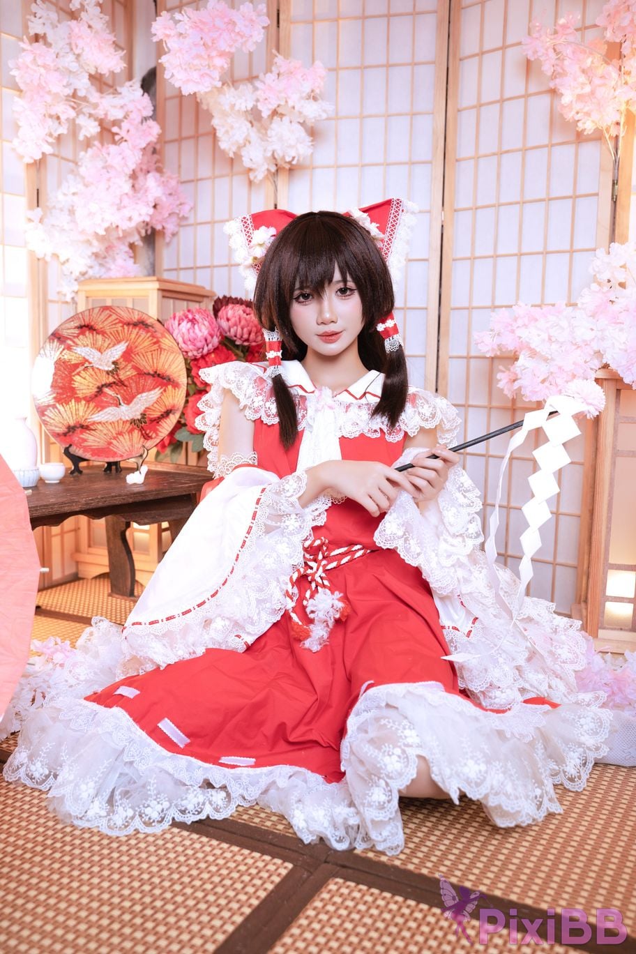 Coser PoppaChan Reimu Hakurei PixiBB.COM 005