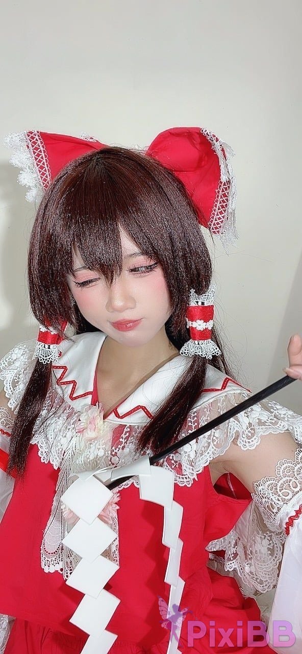 Coser PoppaChan Reimu Hakurei PixiBB.COM 047