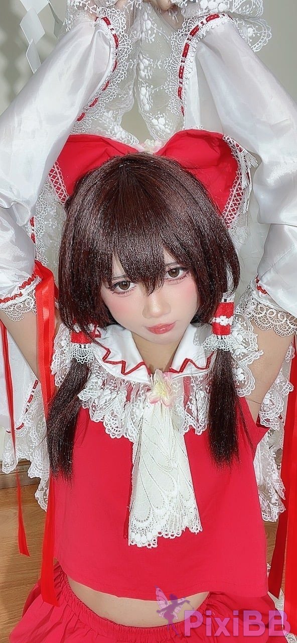 Coser PoppaChan Reimu Hakurei PixiBB.COM 052