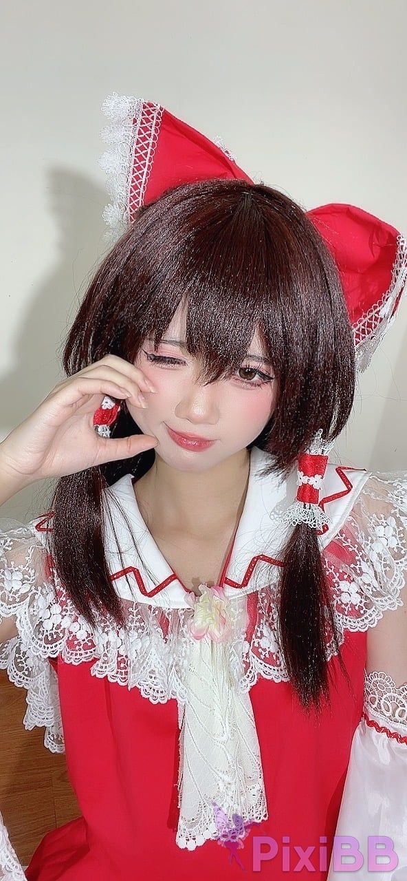 Coser PoppaChan Reimu Hakurei PixiBB.COM 064