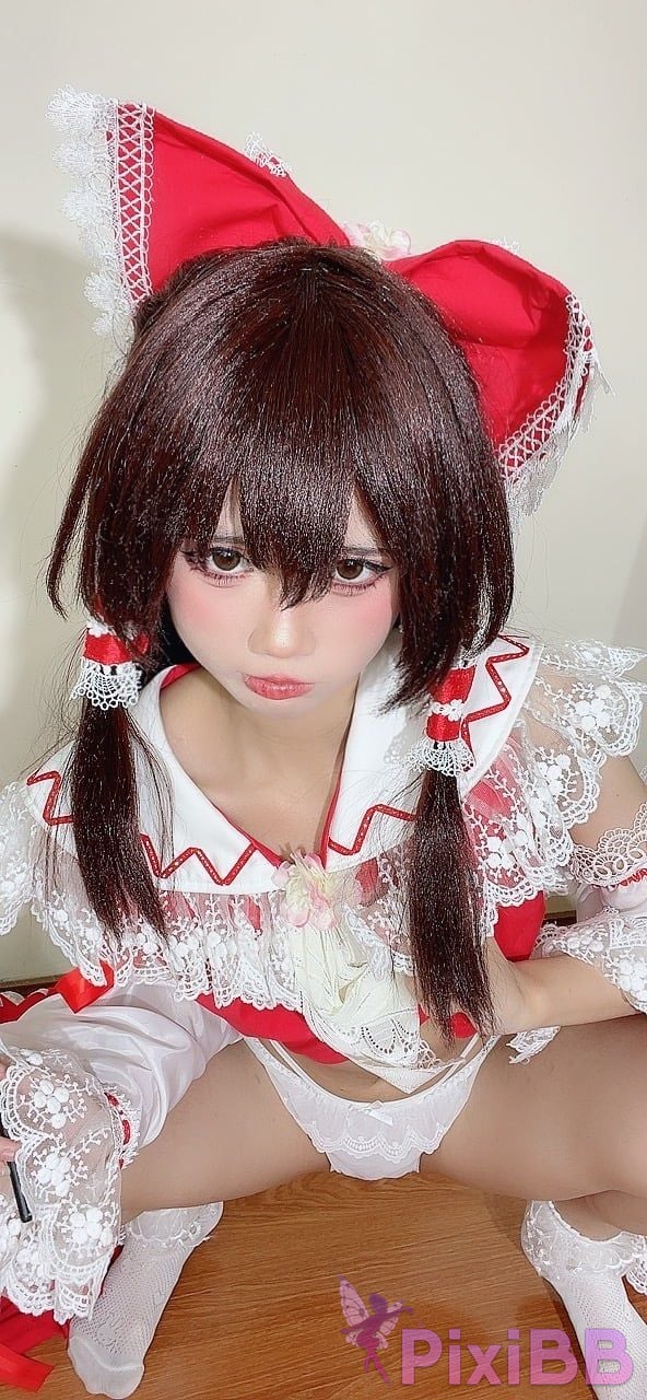 Coser PoppaChan Reimu Hakurei PixiBB.COM 077