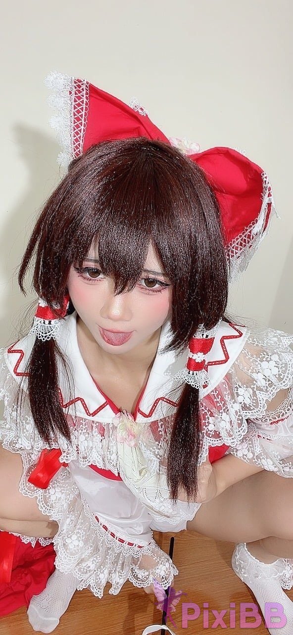 Coser PoppaChan Reimu Hakurei PixiBB.COM 078